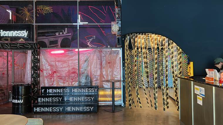 Barra y sector de marca para Hennessy